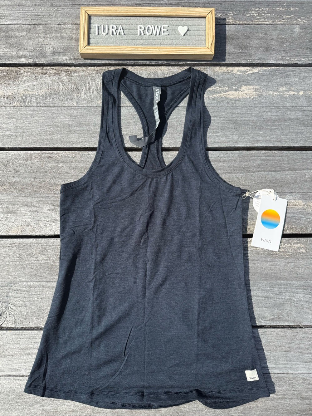 Vuori Lux Performance Tank Ink Heather Size XS NWT 💙